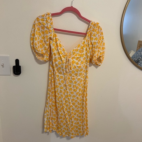 Faithfull The Brand Shimma Dress Bette Floral size US 4 AUS 8 - Picture 1 of 2